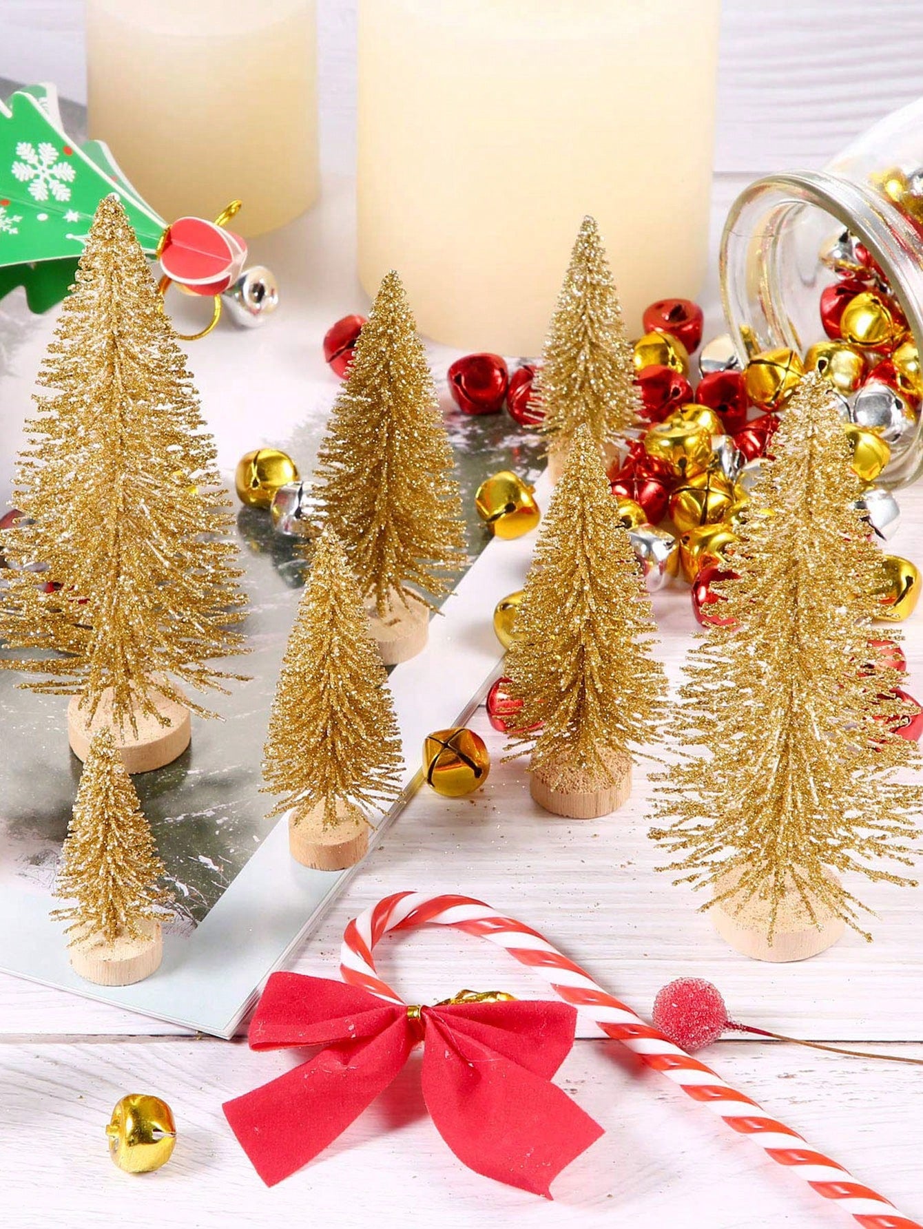 6pcs-Artificial Mini Christmas Trees, Bottle Brush Trees With Wood Base, Artificial Frosted Sisal Xmas Tree, DIY Crafts Mini Pine Tree For Christmas Decor,Christmas Party,Home,Table Craft Decorations,Winter Ornaments(Gold)