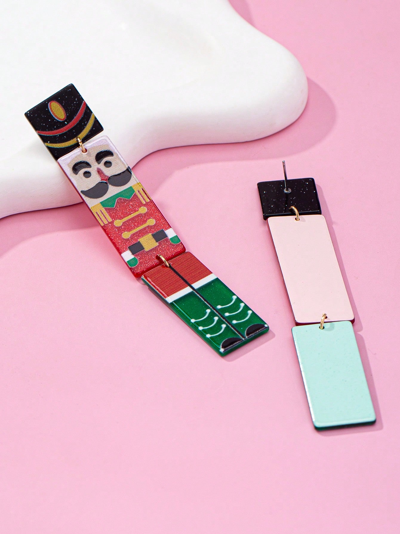 1 Pair Fashionable Acrylic Nutcracker Soldier Multicolor Long Design Earrings, Suitable As Christmas Gift