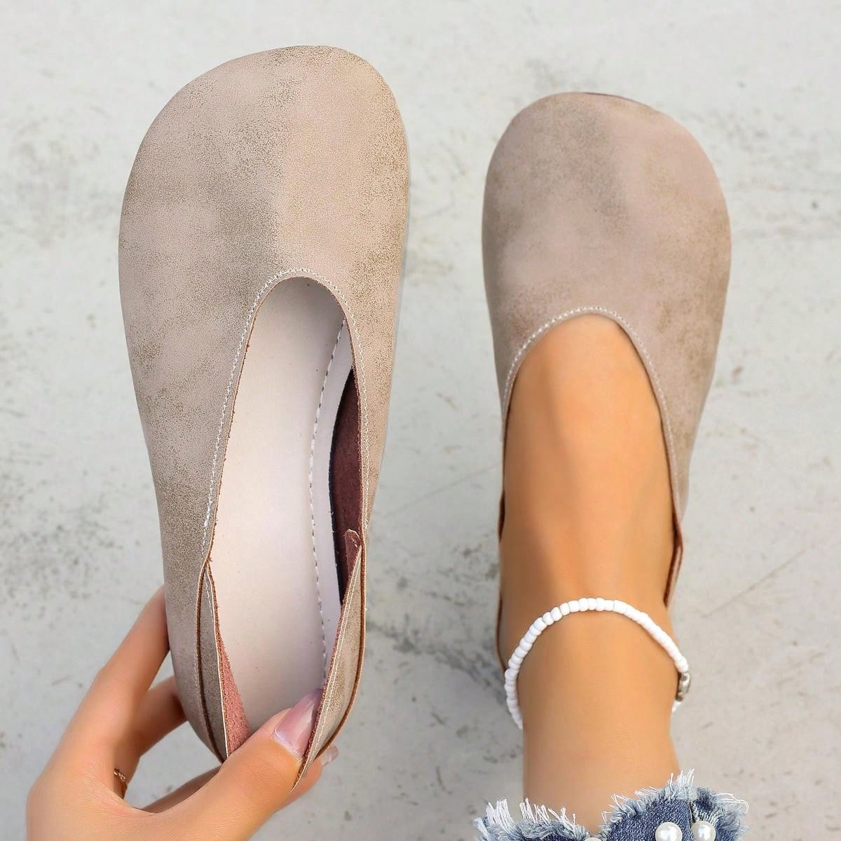 Women Flat Slip-On Mules Loafers Elegant Classic Grandma Shoes, Suitable For Spring, Summer And Autumn 2024 New Arrivals