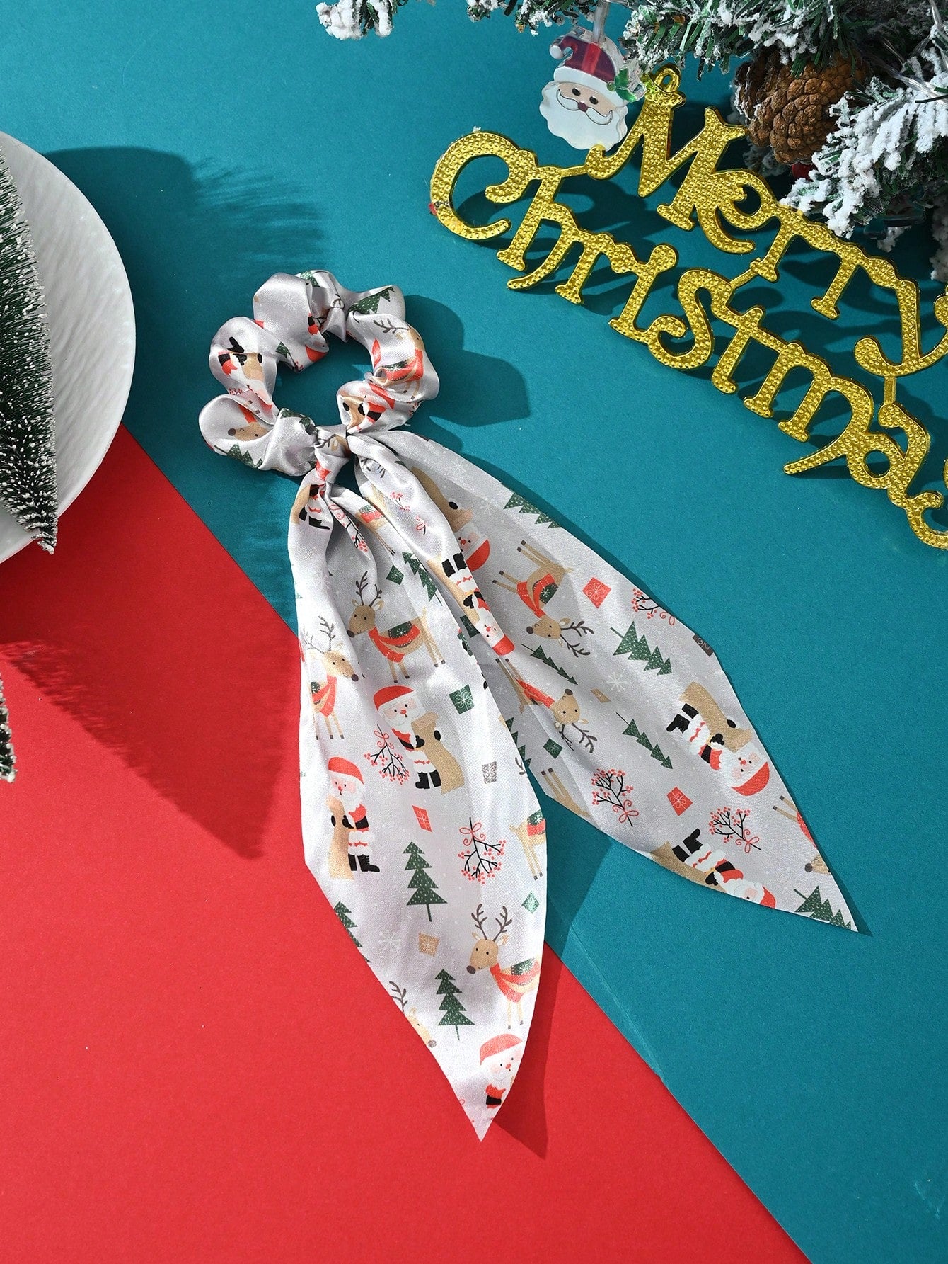 1pc Christmas Party Cloth Fabric Print Xmas Tree Santa Claus Streamers Hair Scrunchies, Hair Accessories For Holiday Gathering Outfit Matching