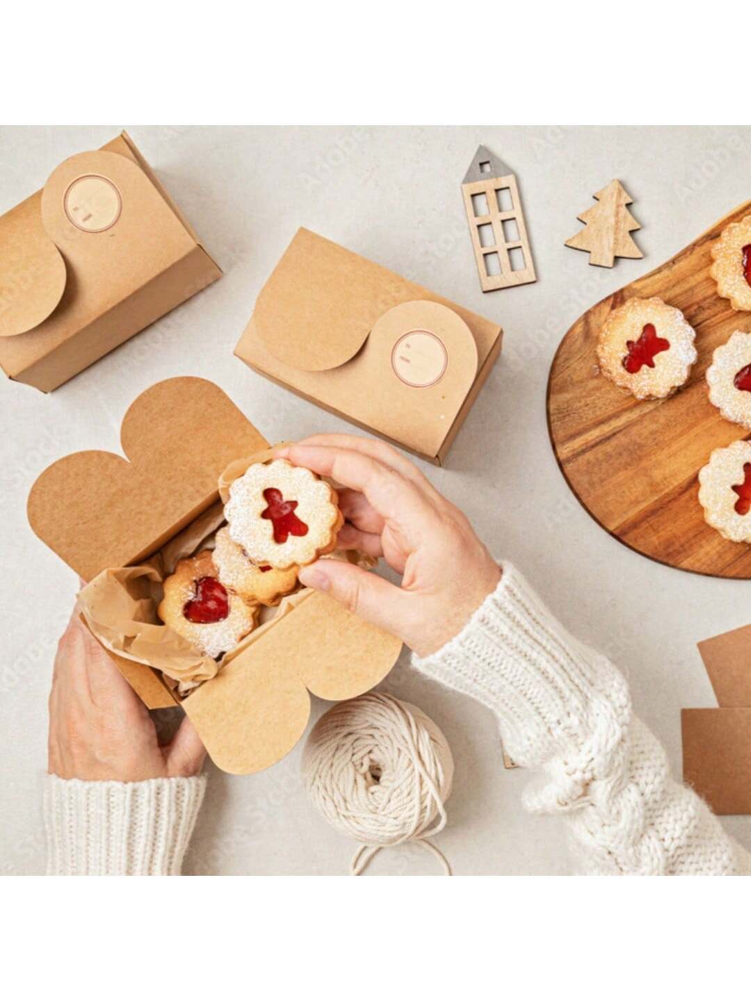 9pcs Mini Sized Christmas Metal Cookie Cutter Set, Jam Sauce Biscuit Molds For Baking Christmas Tree, Heart, Snowflake, Star, Shooting Star, Bell, Gingerbread Man