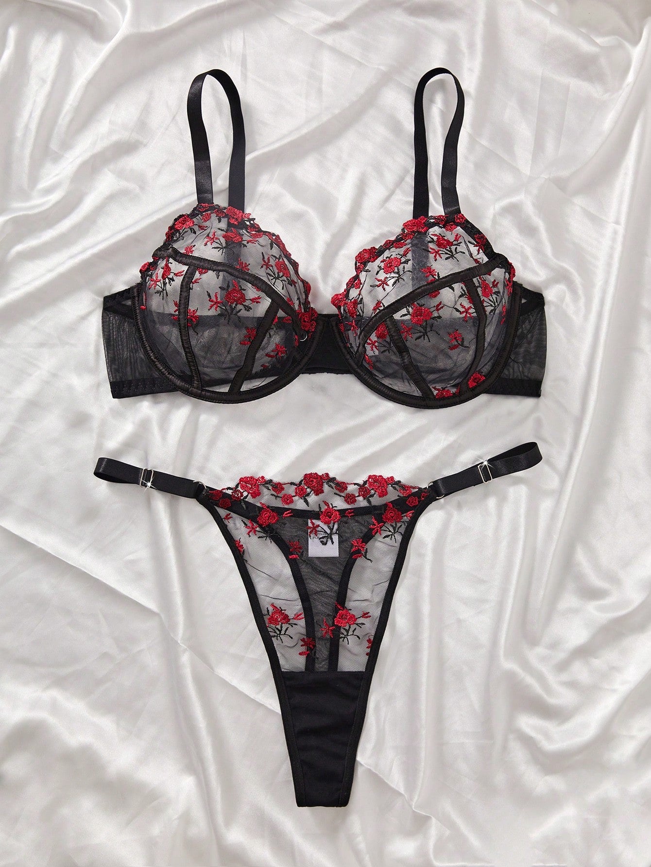 2pcs/Set Plus Size Women Floral Embroidered Mesh Lingerie Set