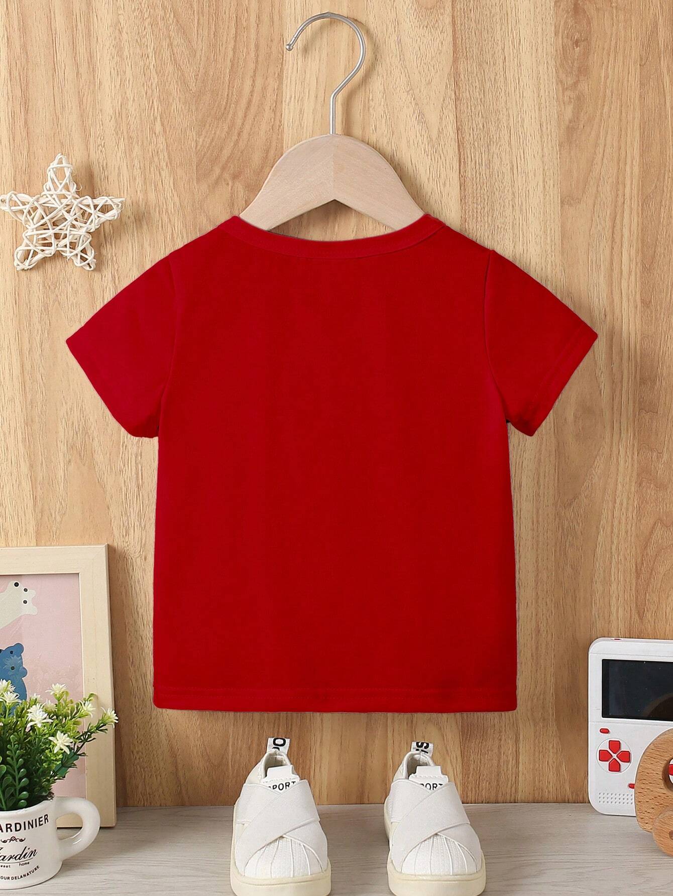 GraphicGems 1pc Young Boy Fashion Casual Santa Claus & Reindeer Print Crew Neck Short Sleeve T-Shirt, Ideal For Christmas Party & New Year, Red