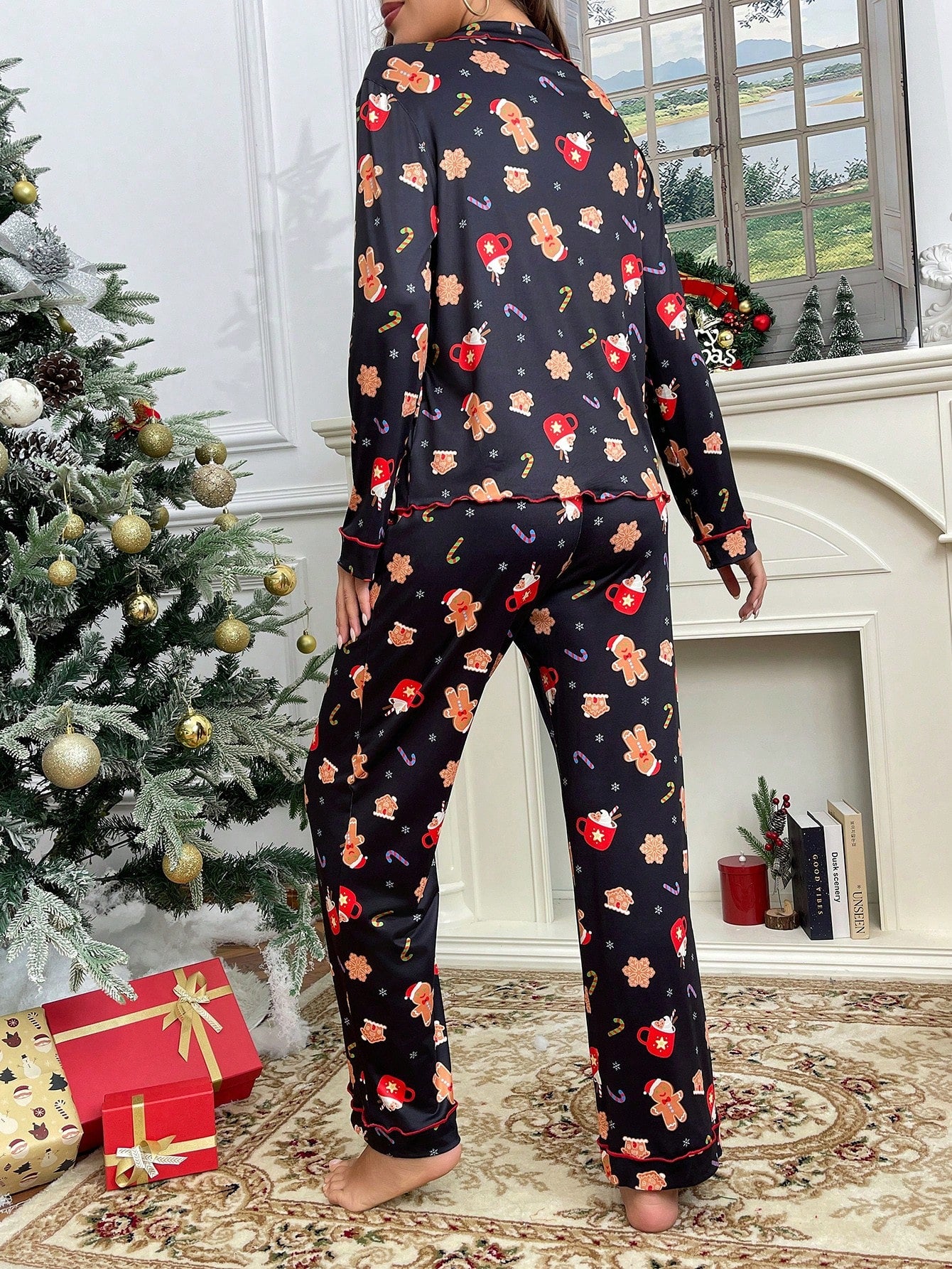 Cute Christmas Pattern Print Color Block Collar Long Sleeve Pajama Set