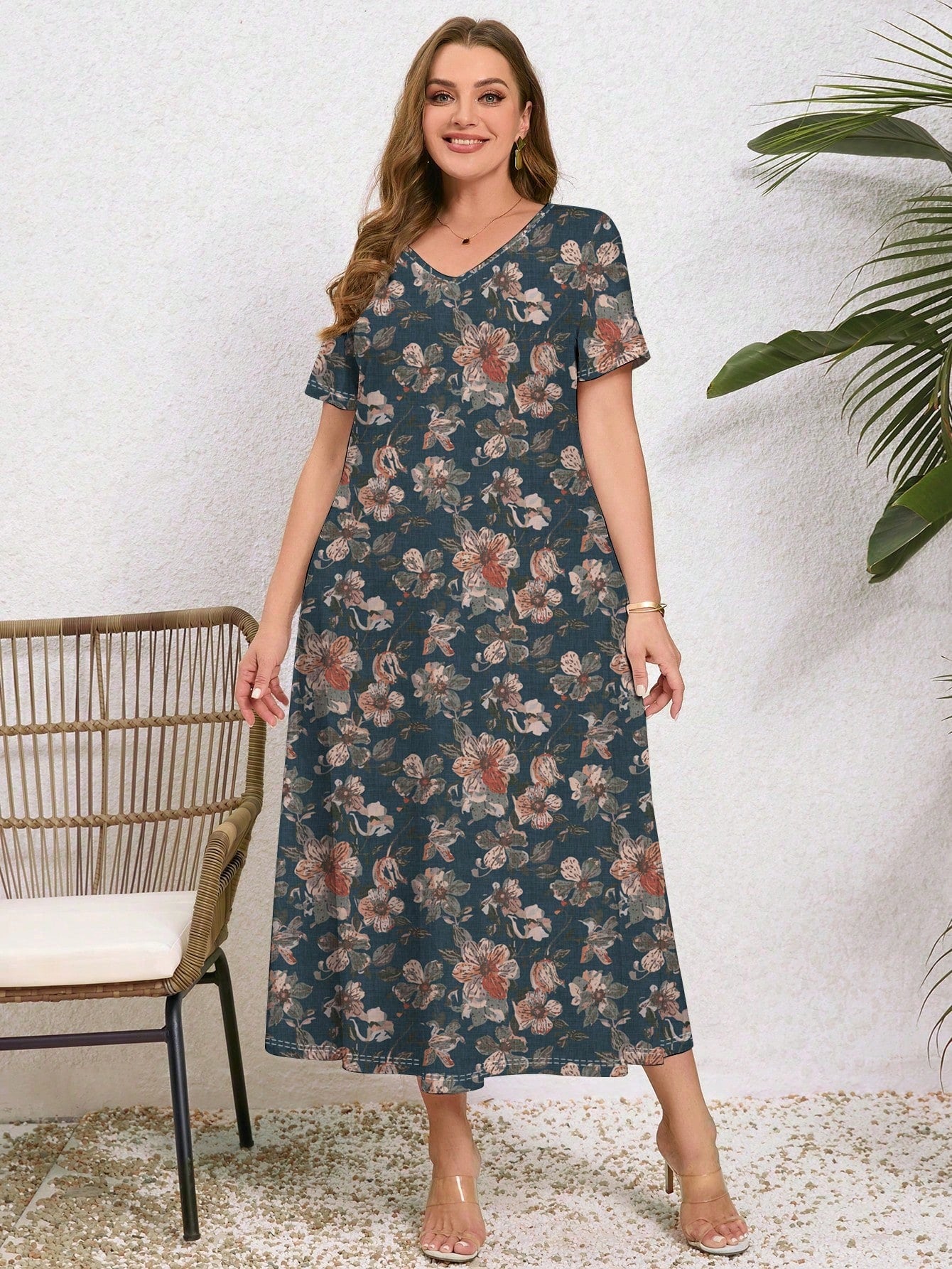 EMERY ROSE Plus Size Women V-Neck Short Sleeve Casual Dress For Summer