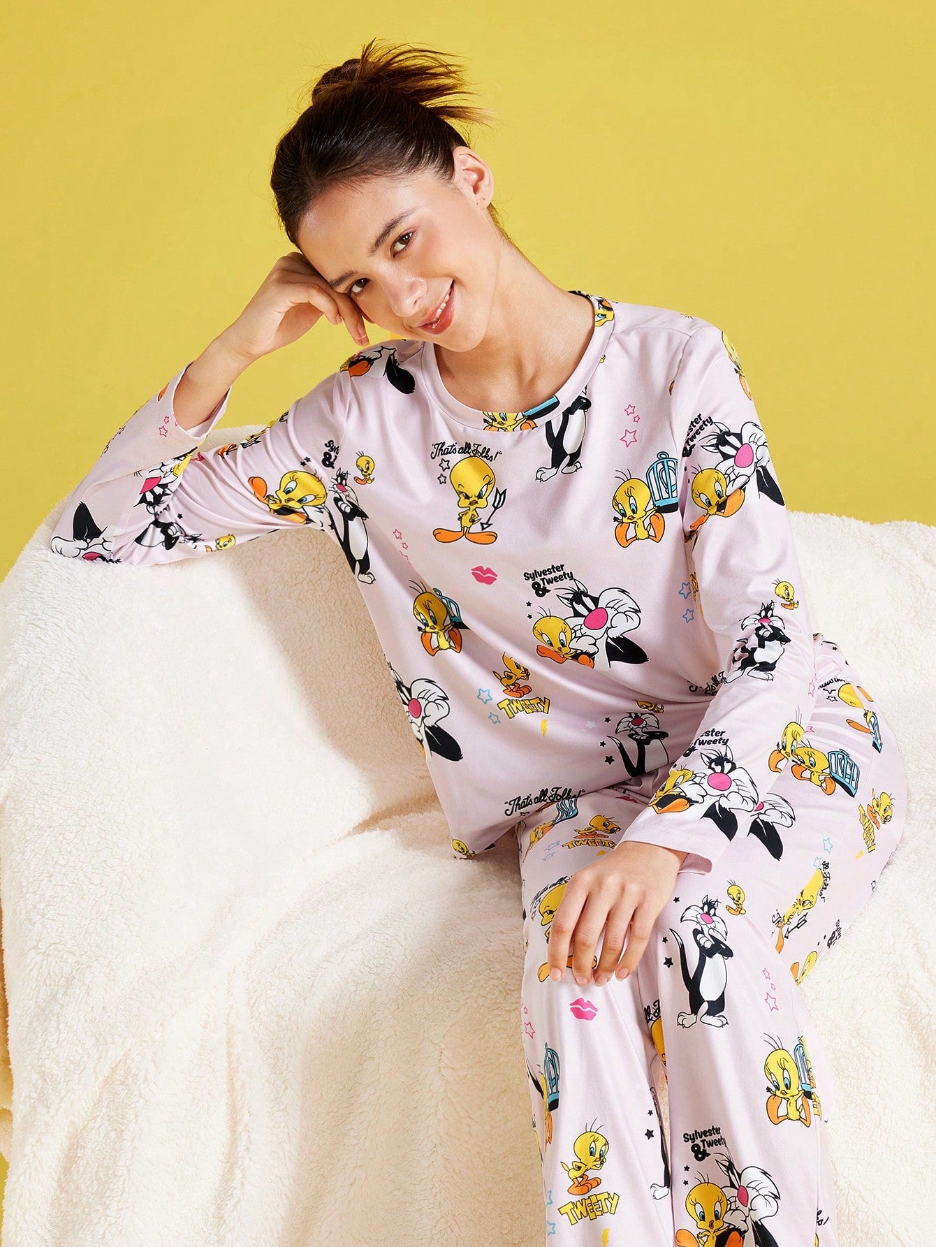 LOONEY TUNES X SHEIN Women Cartoon Print Long Sleeve Top And Pants Loose Pajamas Set