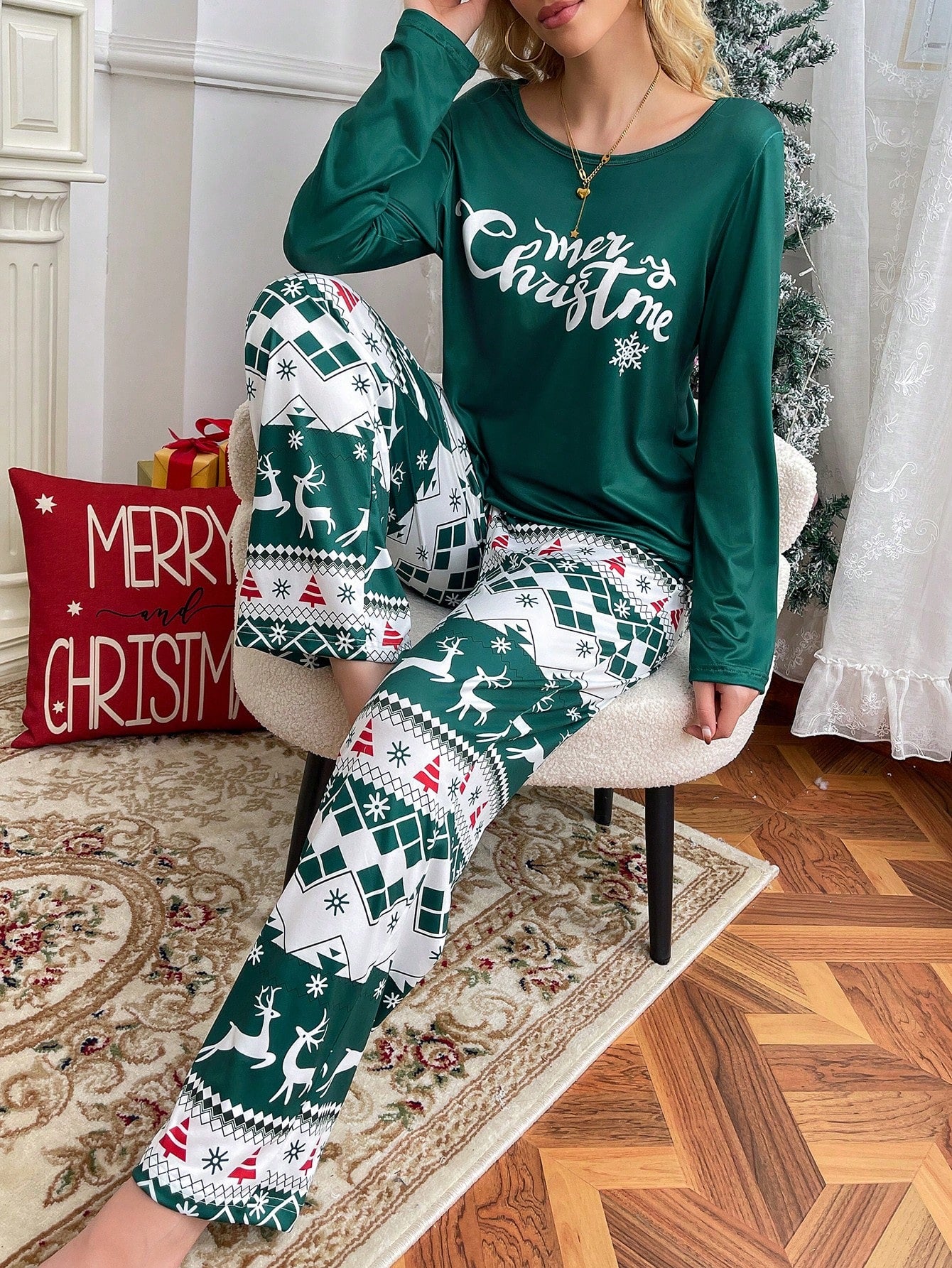 Christmas Element Graphic Print Round Neck Long Sleeve Loungewear Set