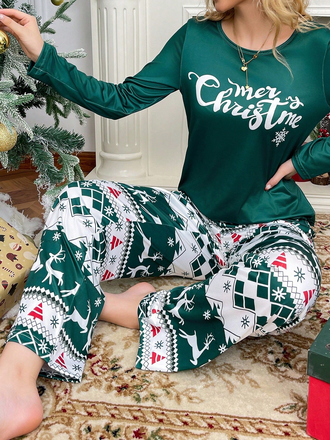 Christmas Element Graphic Print Round Neck Long Sleeve Loungewear Set