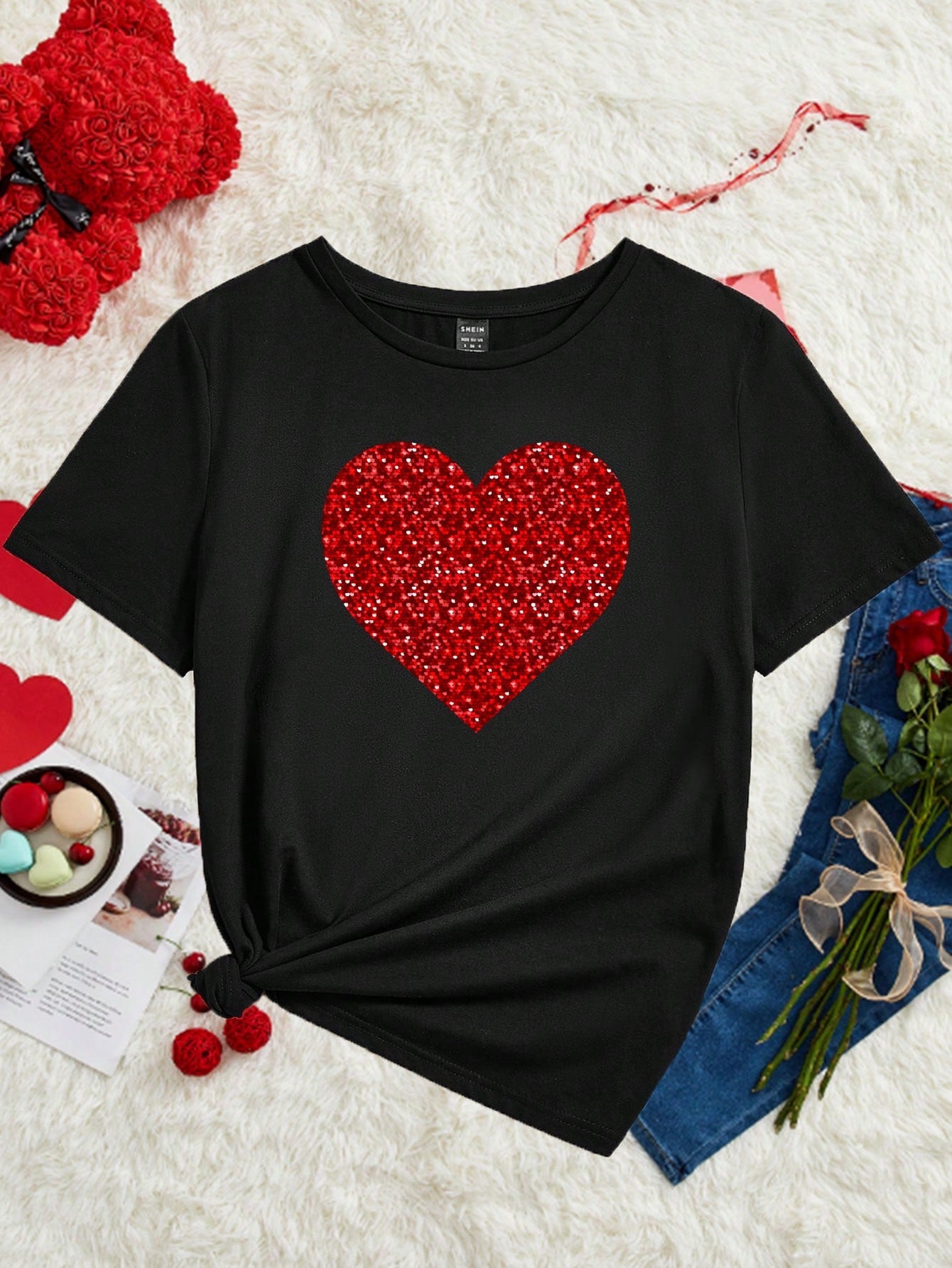 Essnce Valentine's Heart Print Plus Size Women's Fitted T-Shirt