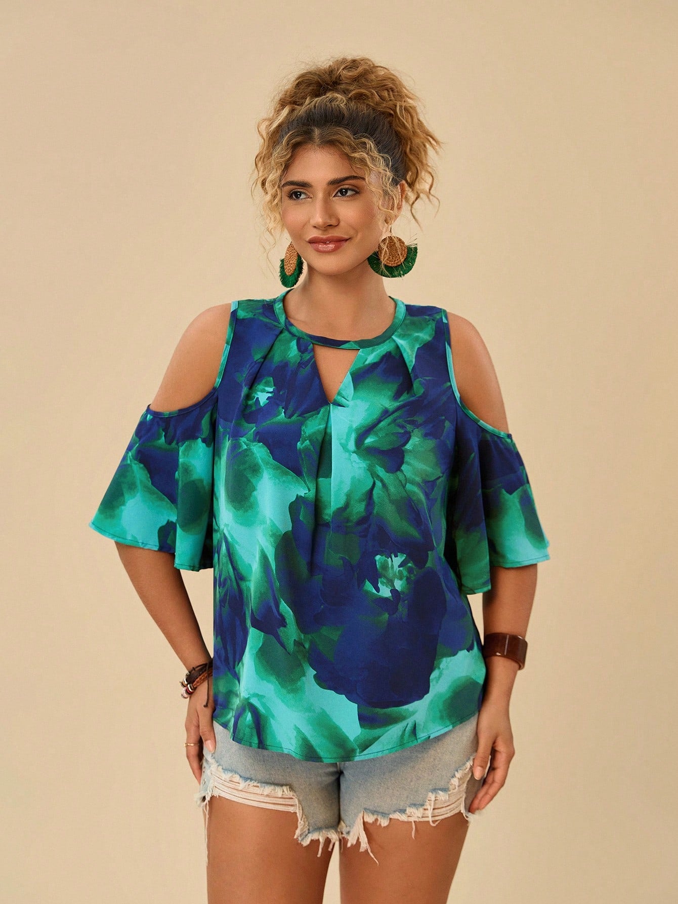 Travachic Plus Size Polyester Open Shoulder Blouse With V-Neckline