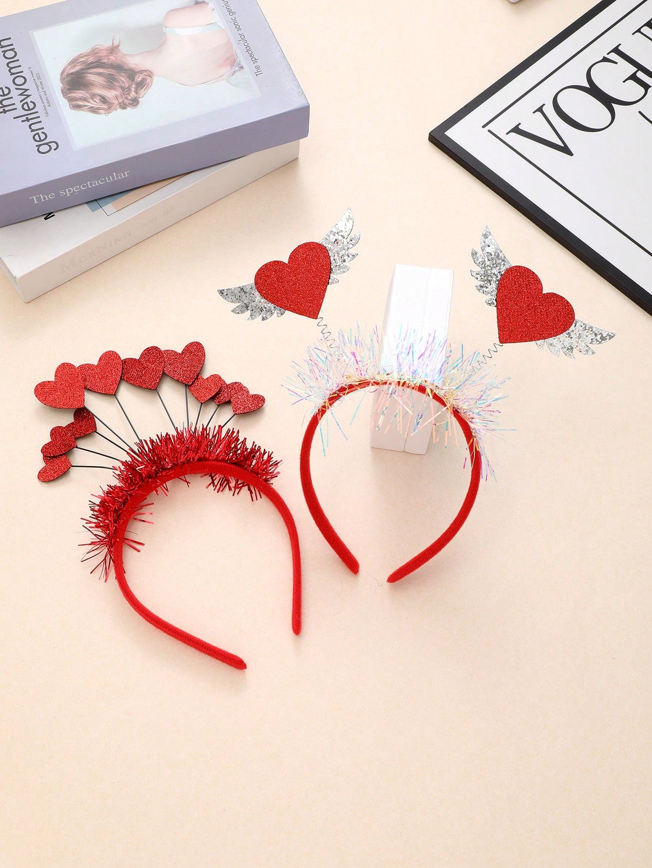 1pc Valentine's Day Headband With Heart Shaped Wings, Romantic Cosplay Hair Accessory For Valentine's Day Party, Elegant & Cute ABS Plastic Headband For All Seasons