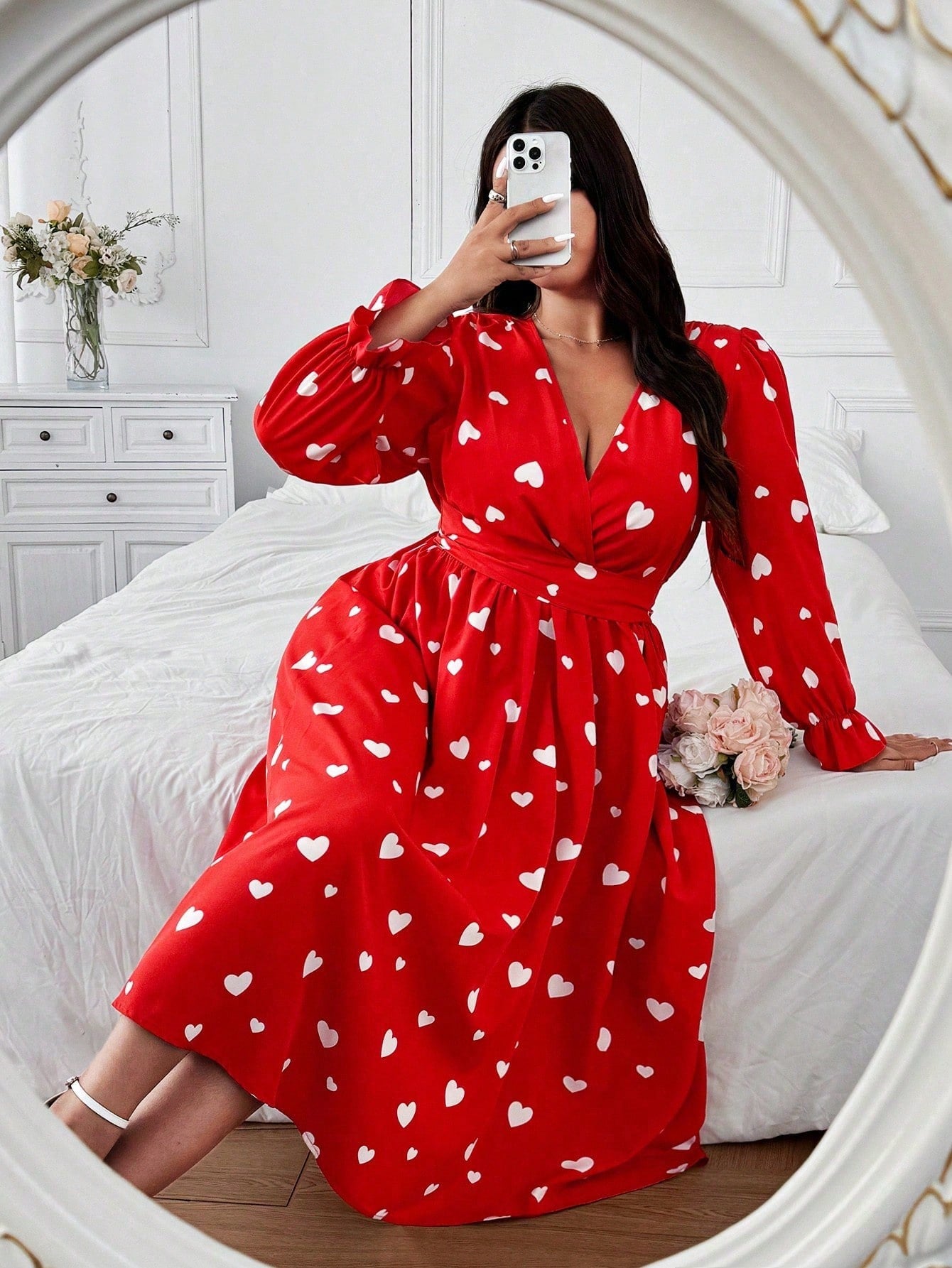 Franclia Plus Size Cross Collar Cardigan Dress With Heart Prints, Long Sleeve Elastic Cuff, A-Line Waist Tie Design, Suitable For Valentine's Day, Flower Print