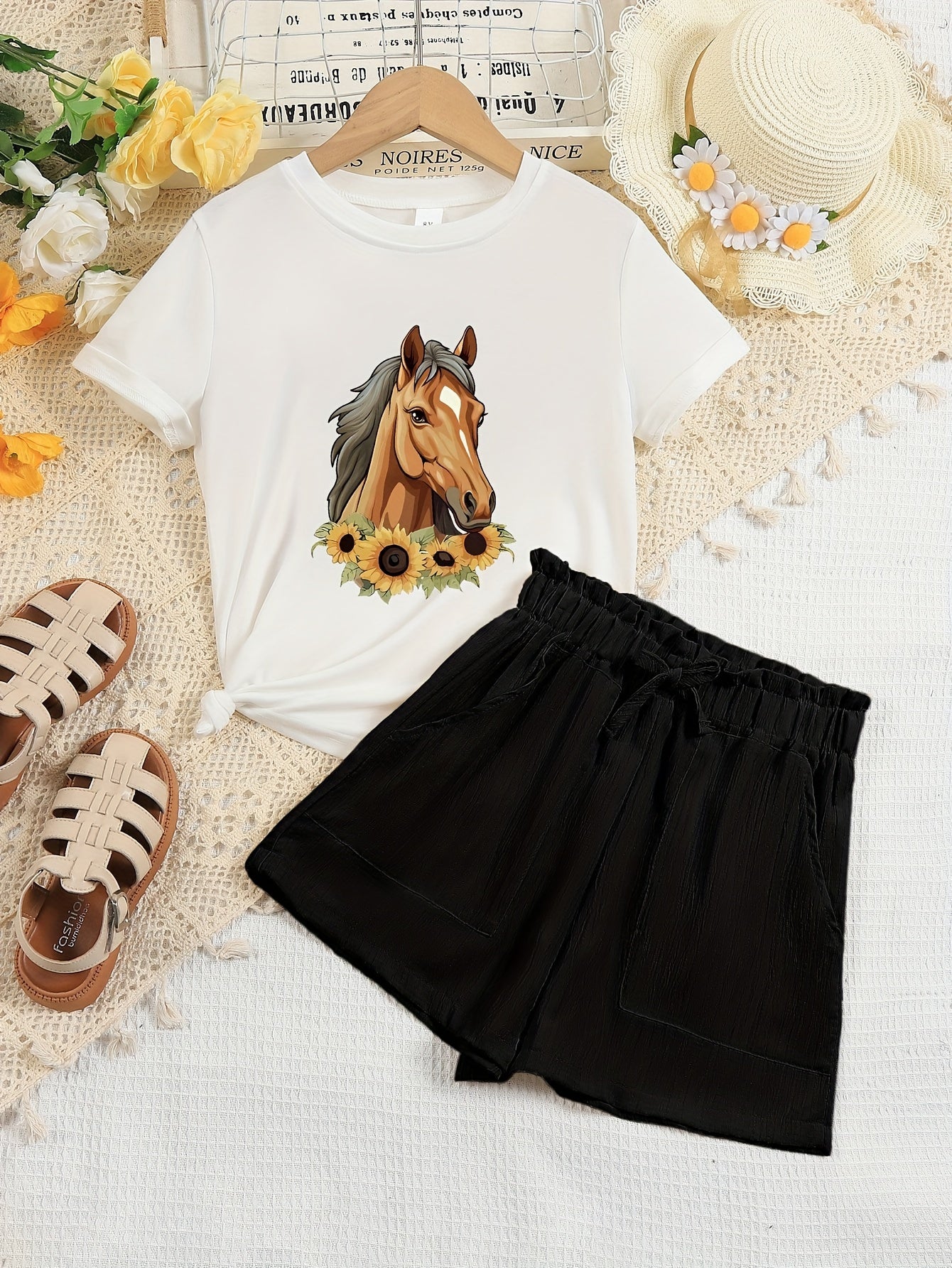 Pretty Horse And Sunflowers Graphic Print, Girl's 2pcs Casual Comfortable Versatile Short Sleeve Crew Neck T-shirt & Elastic Waistband Shorts Set, Comfy Summer Clothes