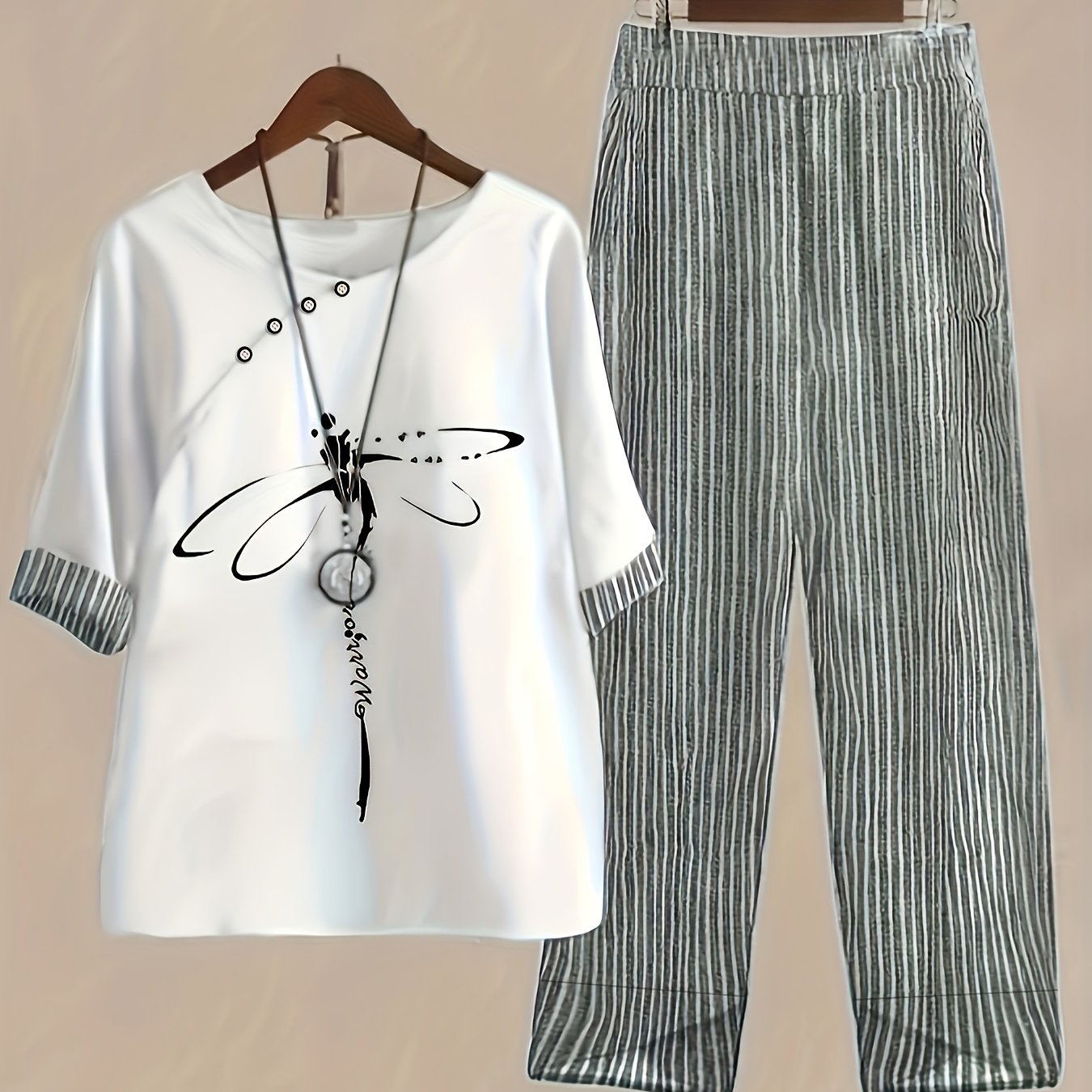 Two-Piece Dragonfly & Stripe Leisure Set - Contrast Trim, Cozy Crew Neck Top & Relaxed-Fit Pants for Women's Casual Wear