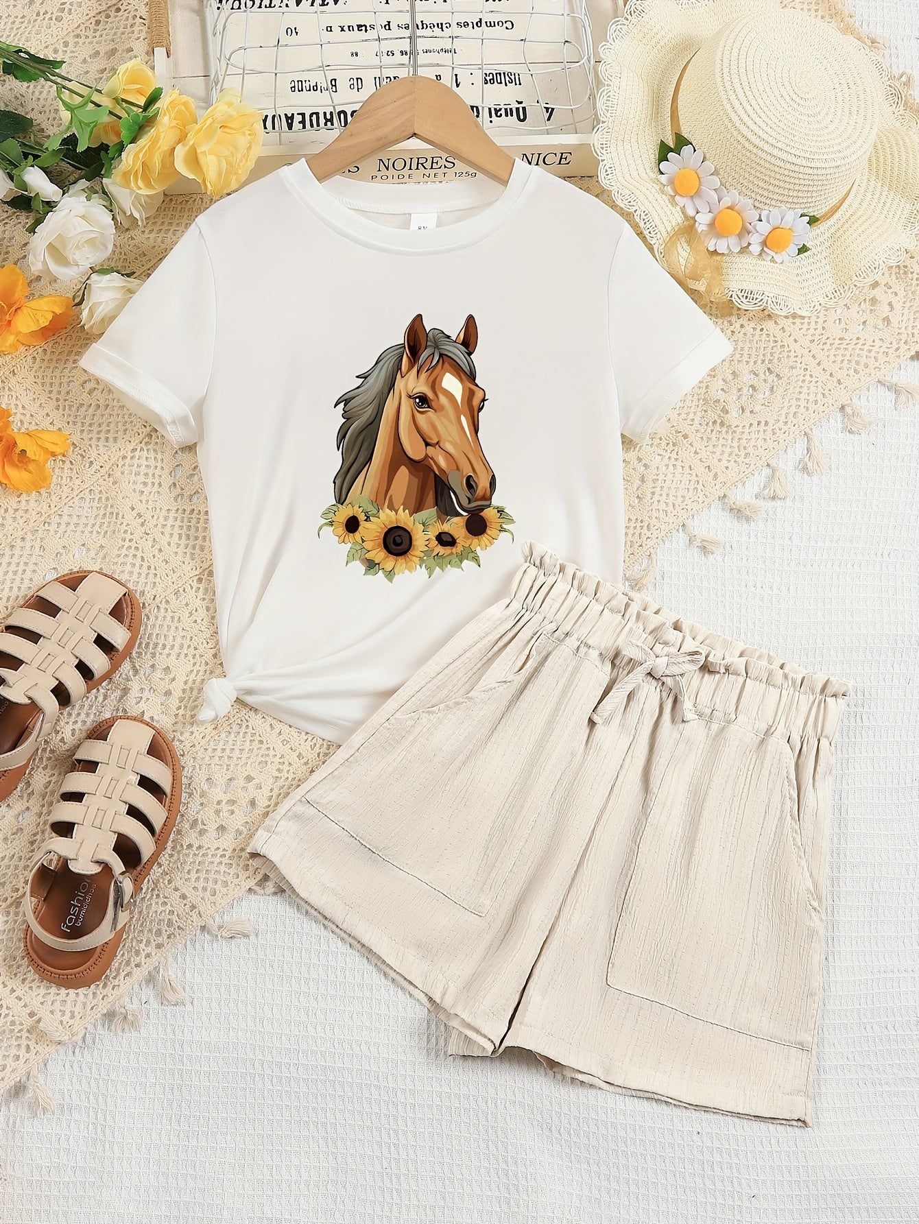 Pretty Horse And Sunflowers Graphic Print, Girl's 2pcs Casual Comfortable Versatile Short Sleeve Crew Neck T-shirt & Elastic Waistband Shorts Set, Comfy Summer Clothes