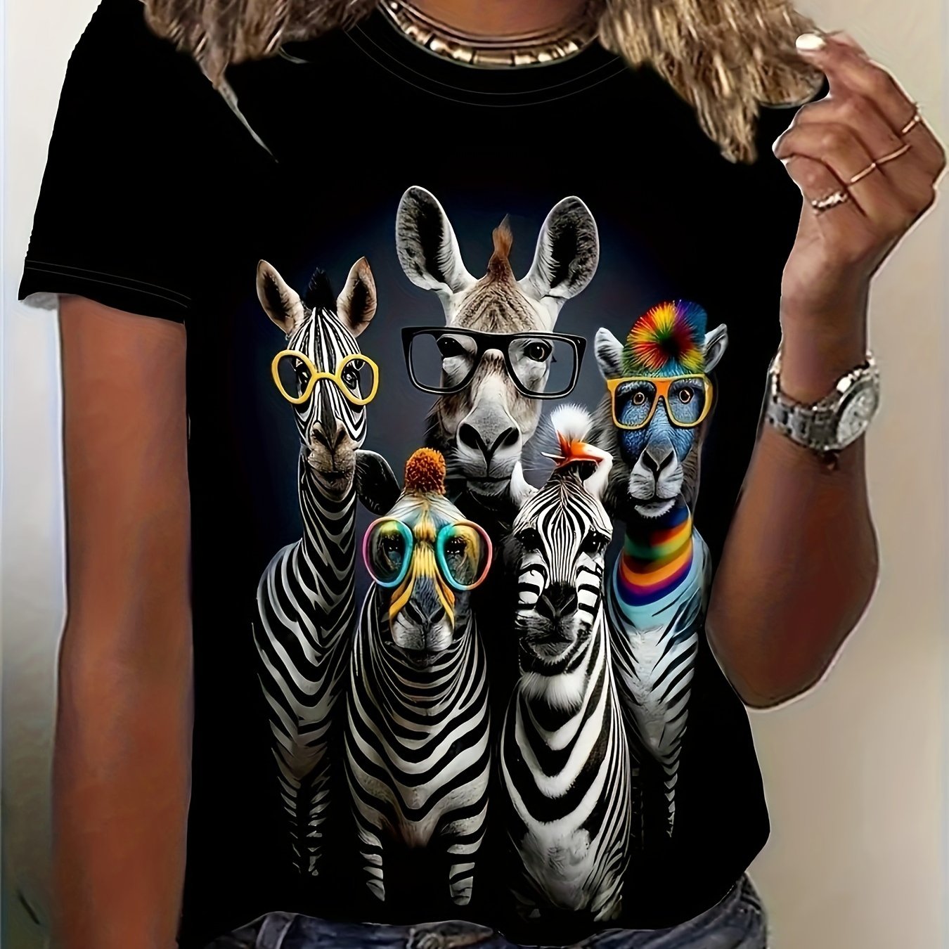 Women's Lightweight Cotton Blend T-Shirt with Animal Print - Casual Crew Neck, Short Sleeve Top for Spring/Summer