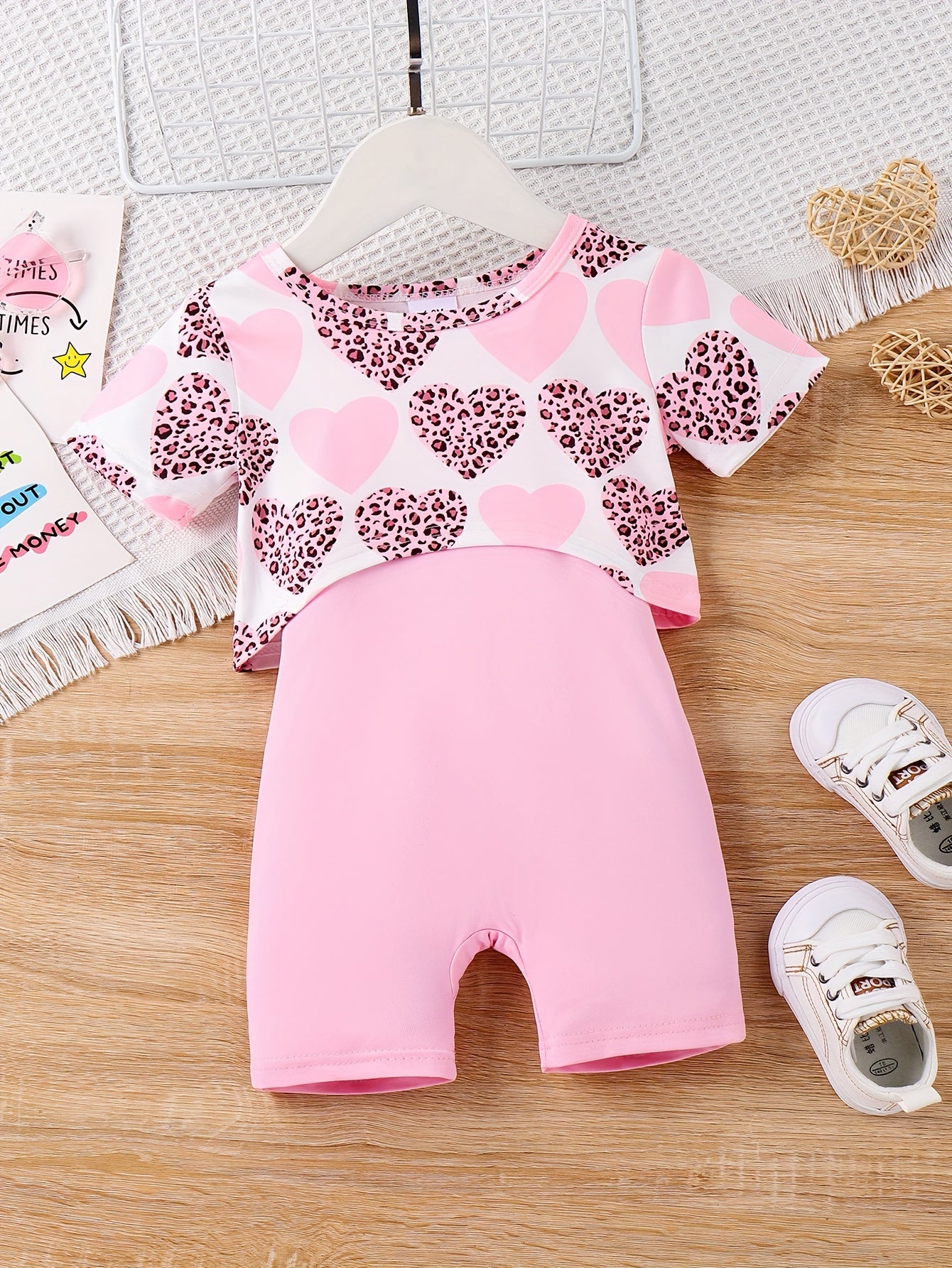 2pcs Baby's Cartoon Leopard Heart Pattern Crop Top & Solid Color Romper Set, Toddler & Infant Girl's Clothes For Summer Daily Wear